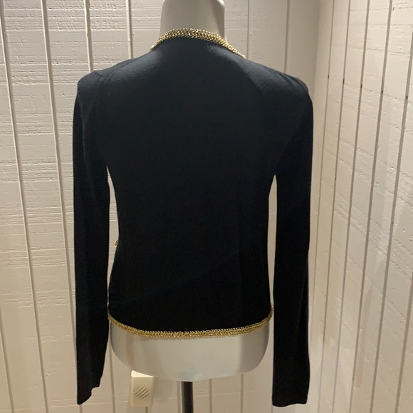 Sweater - Picture 2 of 6